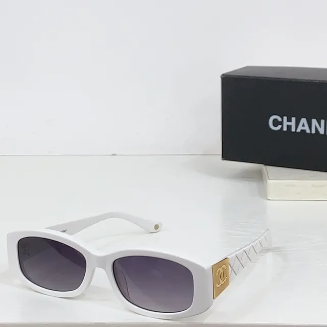 Chanel Marron Doré Rectangulaire Tortoiseshell Frame Quilted Temple Detail Lunettes de Soleil 3