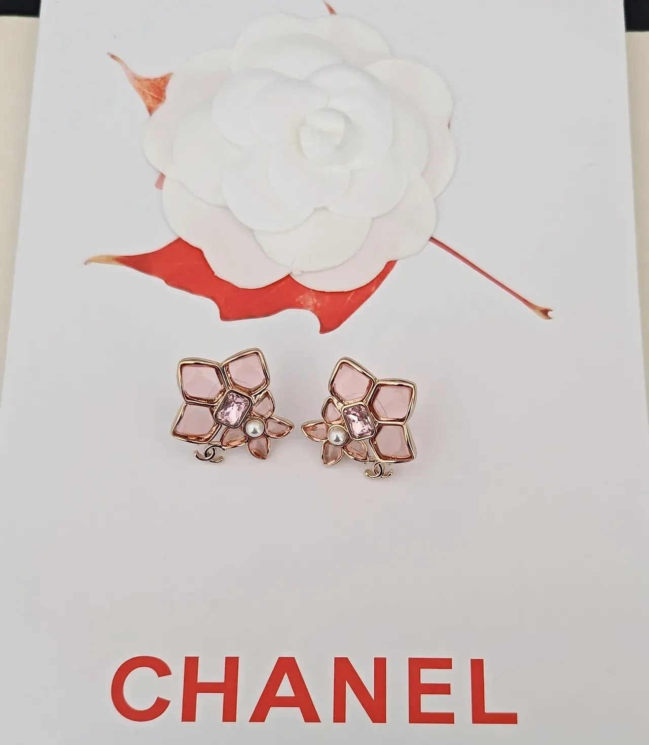 Chanel Camellia 花卉 金色调 树脂 水晶 珍珠 耳环 5