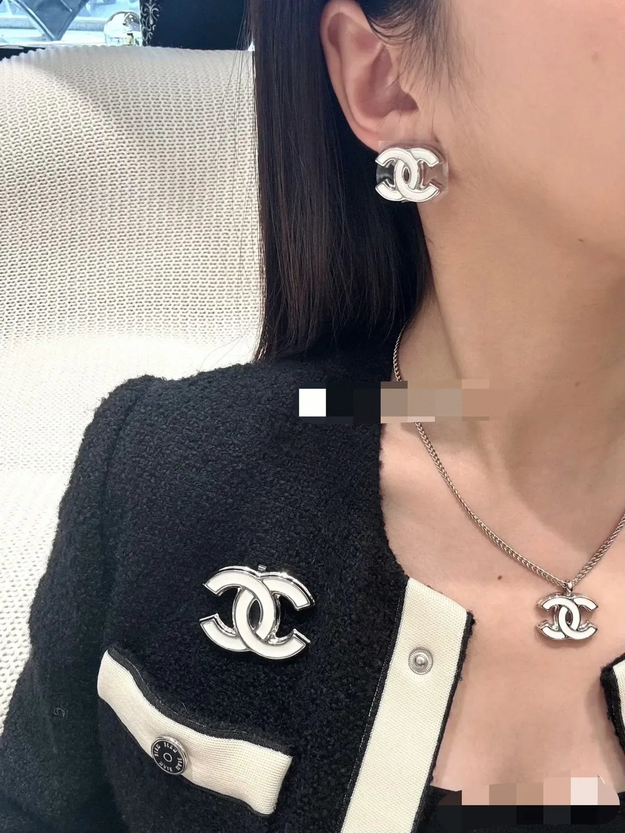 Chanel CC Logo Silver White Enamel-and-Metal Chain-Link Necklace 12