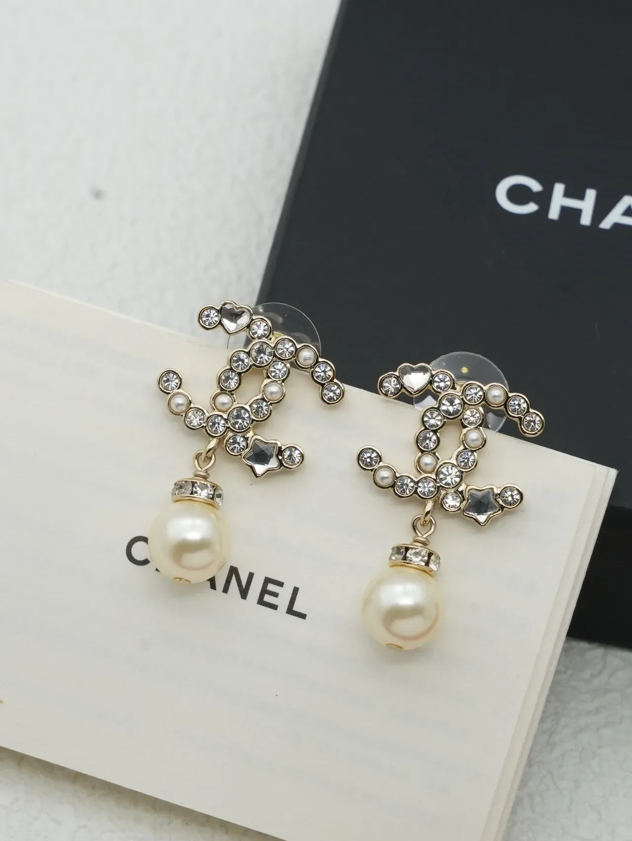 Chanel CC Boucles d'Oreilles Perle Cristal 5