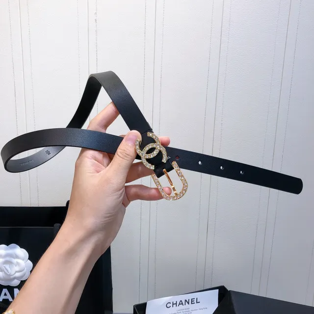 Chanel Cinto CC com cristais incrustados Cinto de couro preto 4