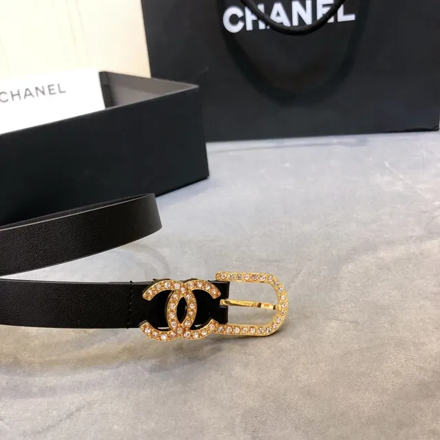 Chanel Cinto CC com cristais incrustados Cinto de couro preto 5