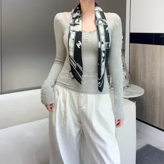 চ্যানেল ফিল্মস্ট্রিপ প্রিন্ট সিল্ক স্কার্ফ