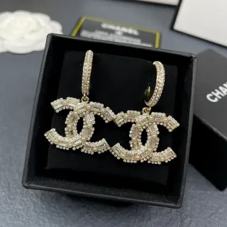 شانيل أقراط ذهبي فضي Interlocking CC Logo باغوت كريستال بافيه