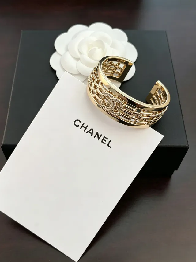 شانيل سوار ذهبي أبيض واسع نمط سلسلة متشابكة 5