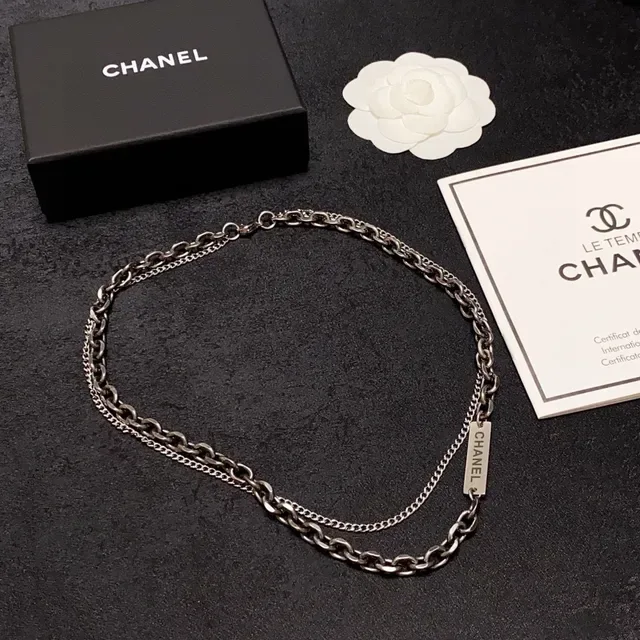 Chanel collier de chaîne layered gunmetal et silver 2