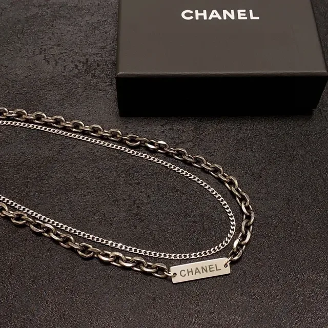 Chanel collier de chaîne layered gunmetal et silver 4