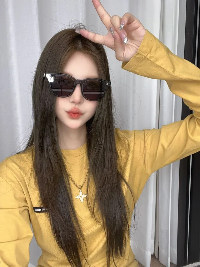 Chanel Rectangular Cat-Eye CC Logo Sunglasses 2