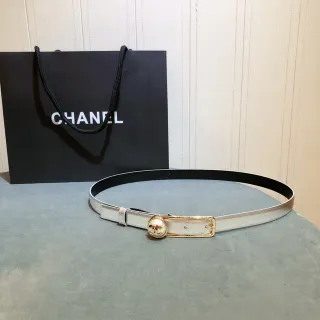 Chanel রূপালী কালো পাতলা ধাতব বাহ্যিক চামড়ার বেল্ট