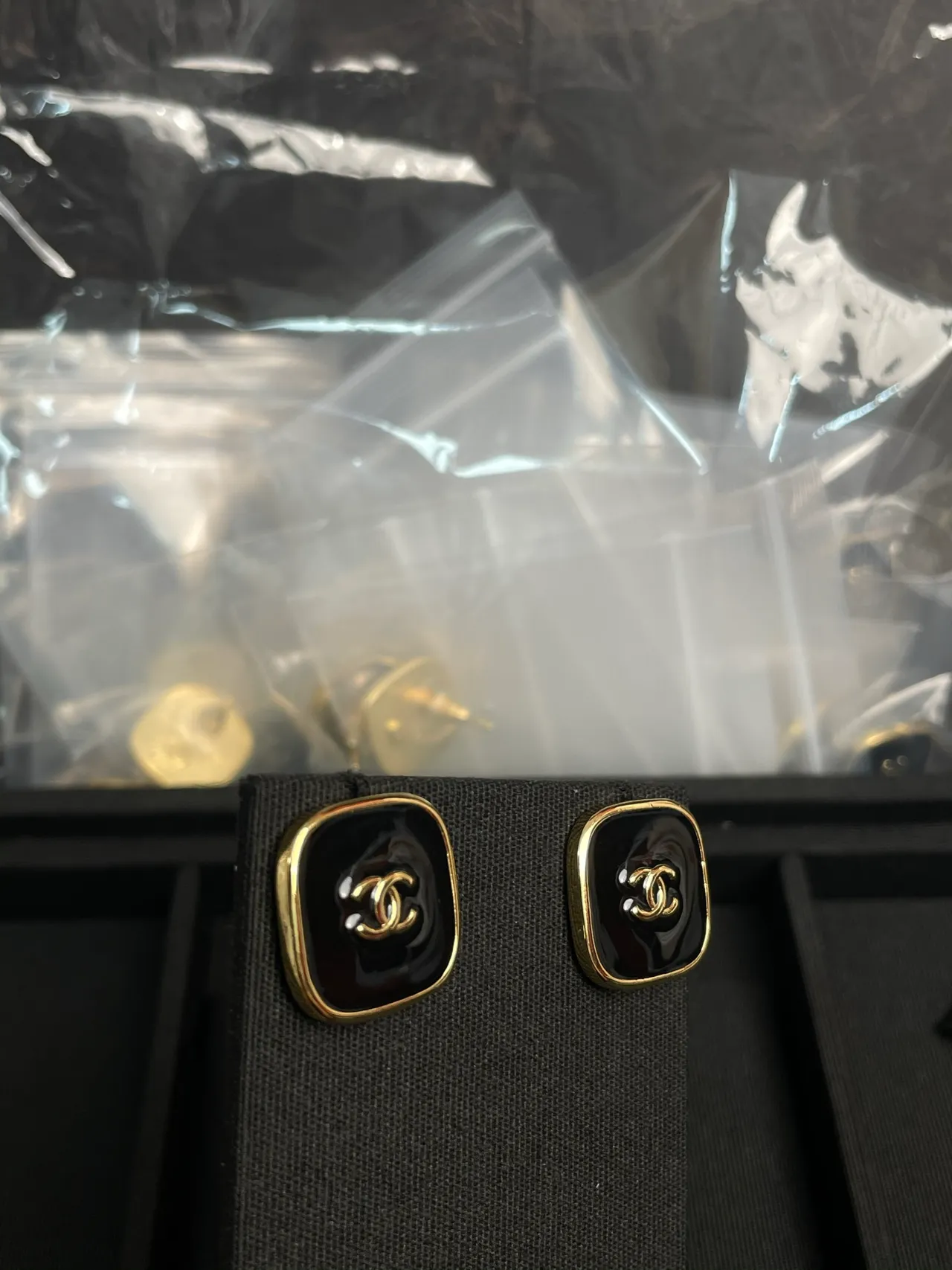 Chanel Square CC Black Red Enamel Studs Gold-Tone Metal Frame Earrings 6