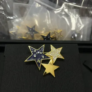चैनल Triple Star नेवी एनामेल गोल्ड क्रिस्टल ब्रोच