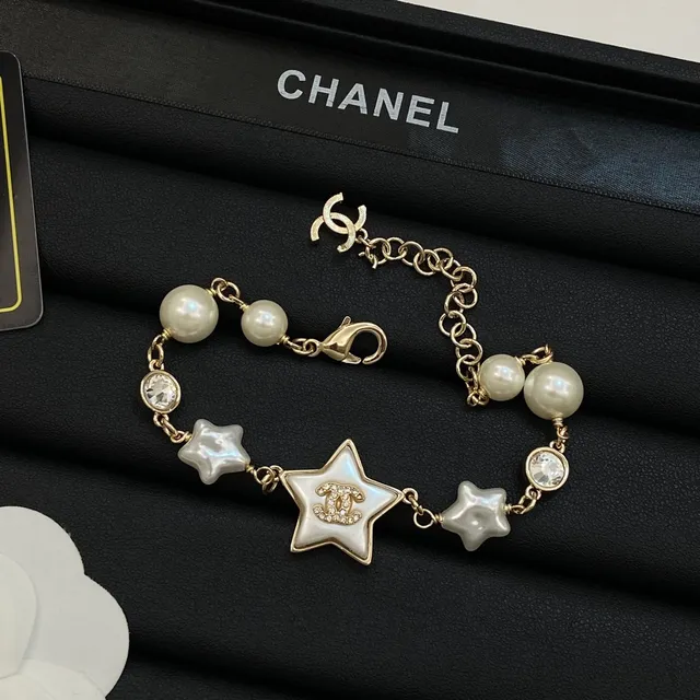 Chanel سوار لؤلؤ ومادربيرل بنمط نجمي 5