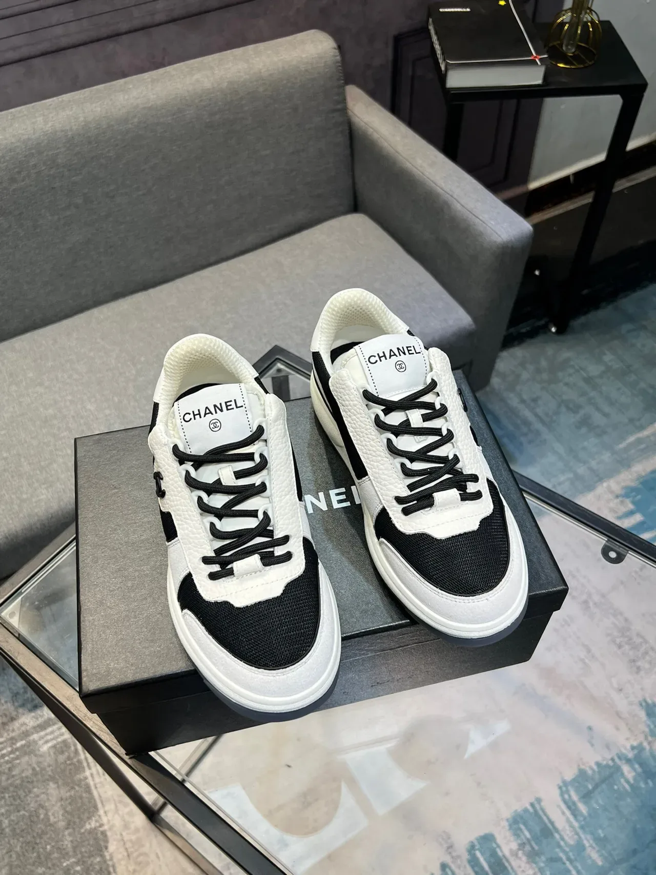 Chanel White Black Low-Top Color-Blocked Lifestyle Sneakers 5