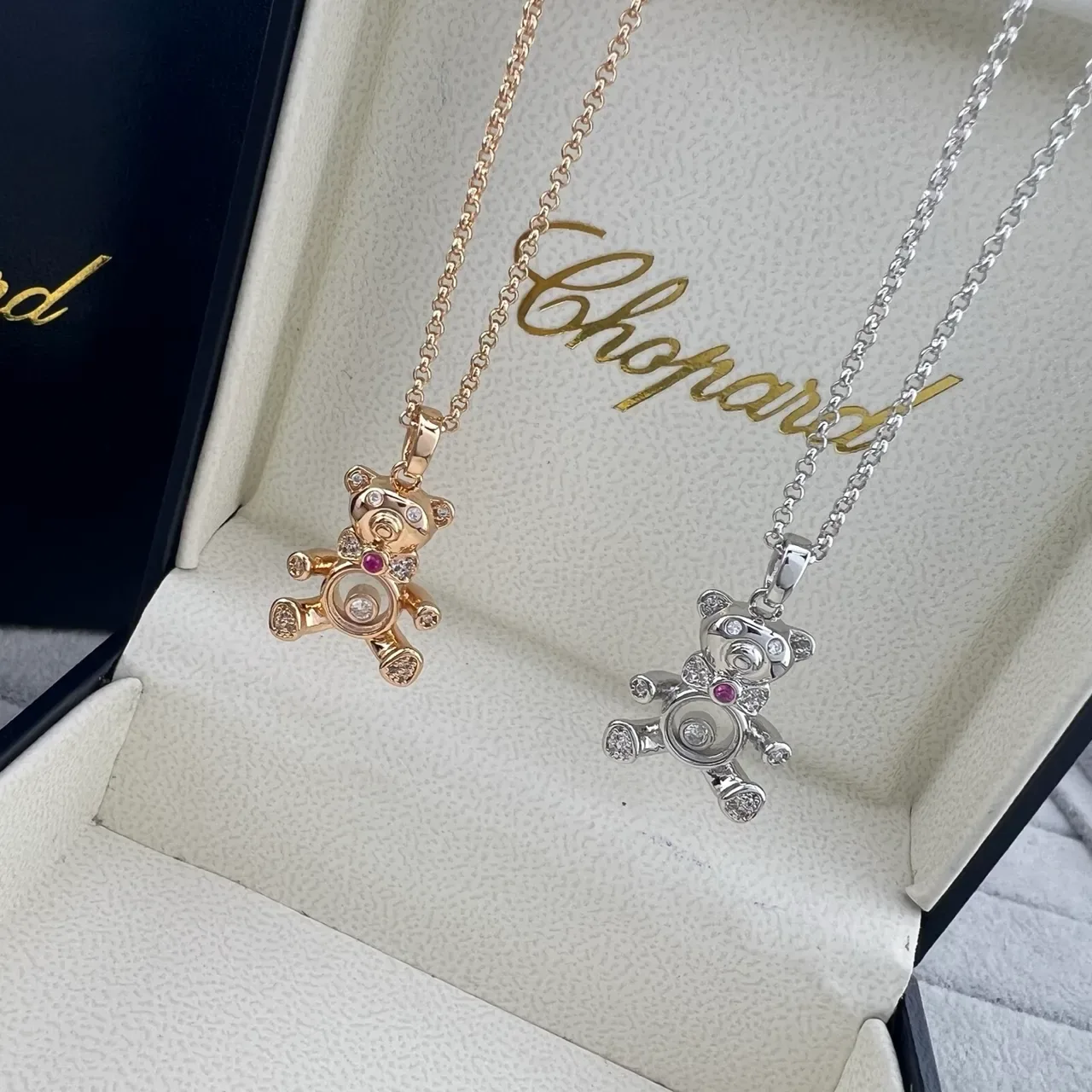 Chopard Happy Bear Colares com pingente em ouro rosa e ouro branco 7