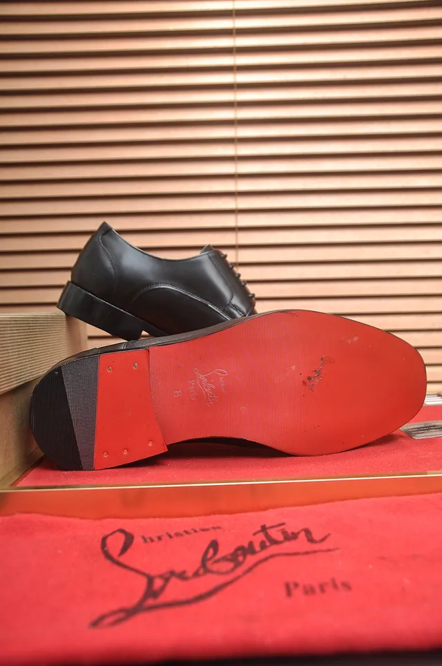 Christian Louboutin Chaussures Oxford à embout noir 3