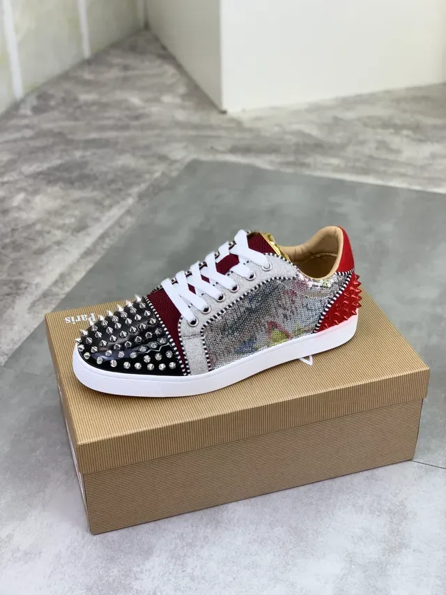 Christian Louboutin কালো সিলভার স্পাইক টো সিকোয়িন্ড উপর লাইফস্টাইল স্নিকার 5