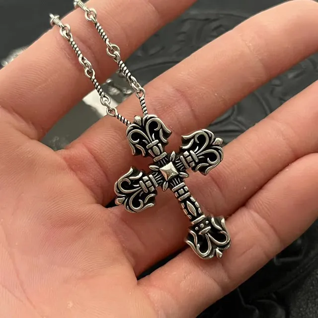 Chrome Hearts Collier argenté noir orné gothique filigrane de volutas 3