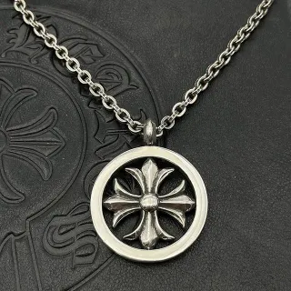 Chrome Hearts चांदी काला पॉलिश किया मेटल गोलाकार ढांचा पेंडेंट हार