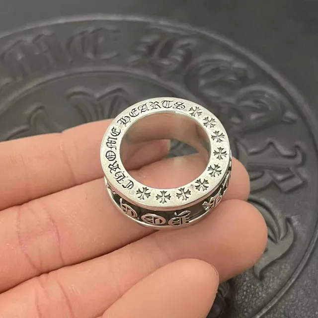 Chrome Hearts 银色黑色旋转带哥特字母戒指 6