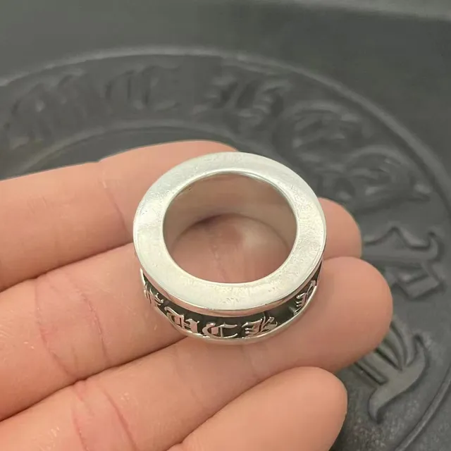 Chrome Hearts 银色黑色旋转带哥特字母戒指 7