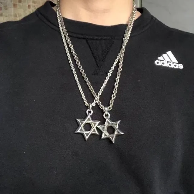 قلادة Chrome Hearts نجمة داود منحوتة 2