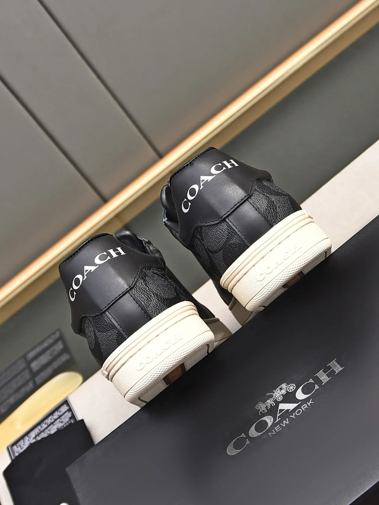 Coach Sneakers Lifestyle Noir C-Pattern 4