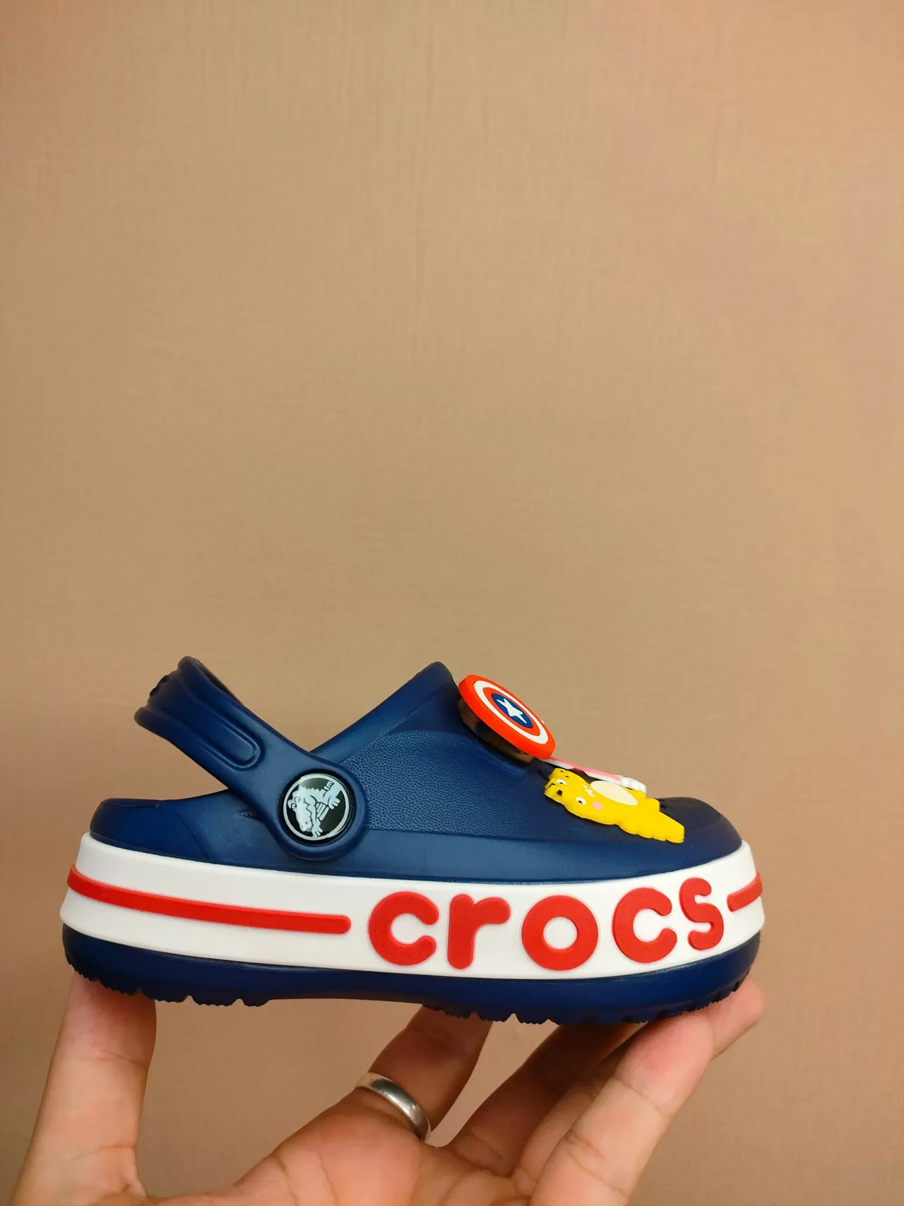 Crocs Classic Clog Lime Green Kids Clogs 11