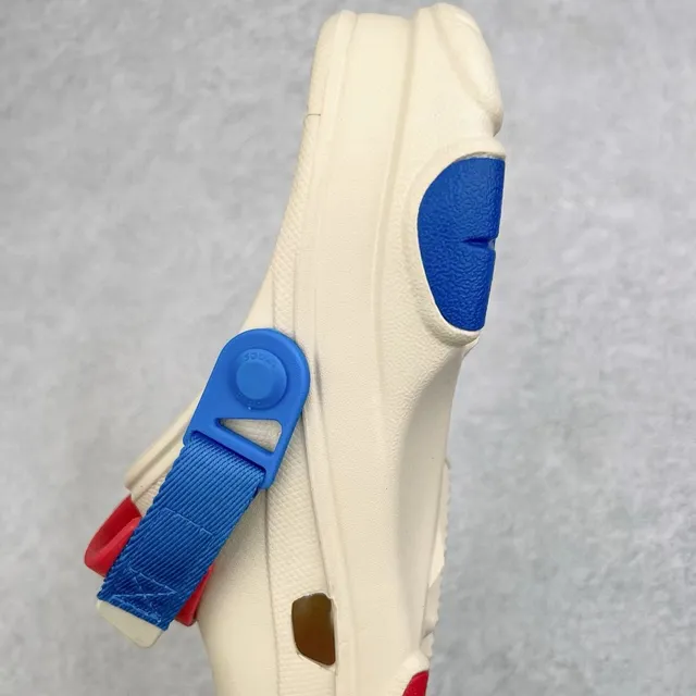 Crocs Echo Clog bege azul vermelho chinelos 4