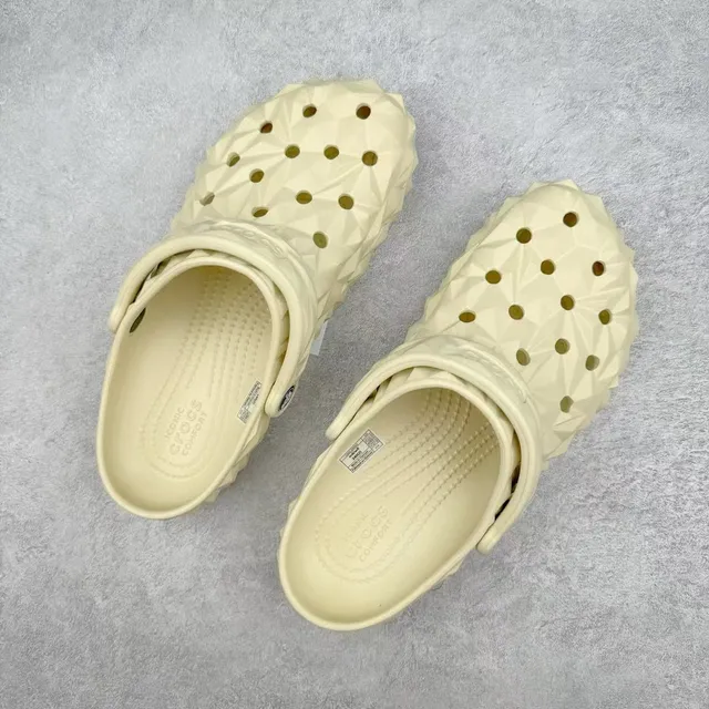 Crocs Echo Clog بيجي هندسي فاسيتد زويكو 8