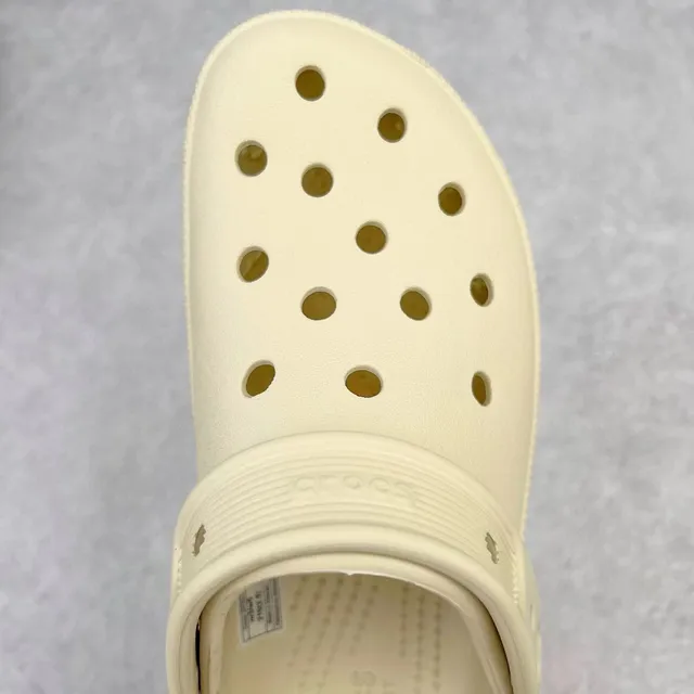 Crocs Echo Clog beige plataforma espuma zueco 7