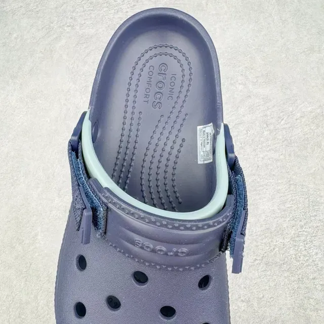 Crocs Echo Clog নেভি এবং সেজ গ্রিন ক্লগস 6