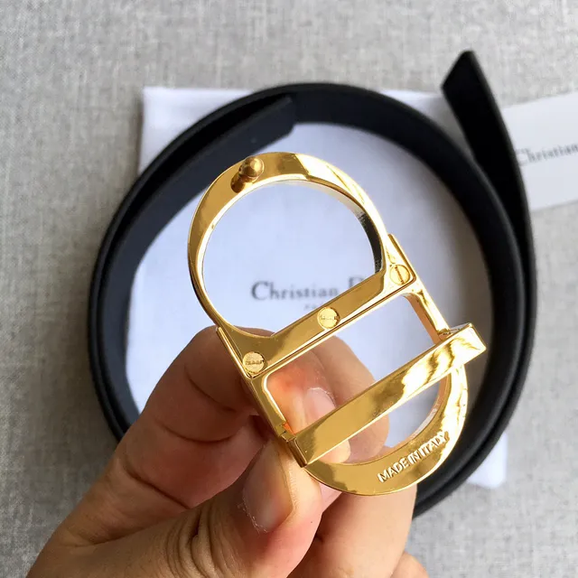 Dior Bobby Ceinture en Cuir de Veau Noir à Double Face Texturée 2