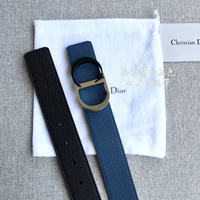 Dior Bobby Ceinture en Cuir de Veau Noir à Double Face Texturée 11