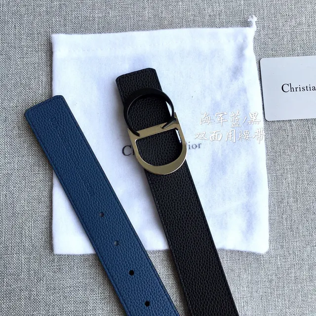 Dior Bobby Ceinture en Cuir de Veau Noir à Double Face Texturée 20