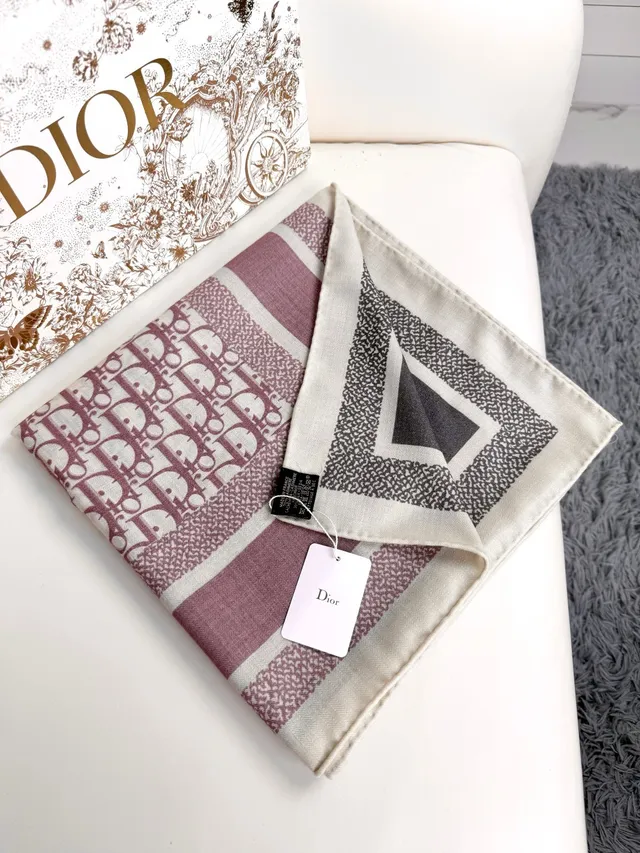 Dior Bufanda Geométrica Rayada Crema y Carbón Cachemira 6