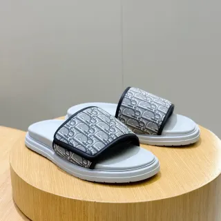 Dior Gris y Negro Monogram Zapatillas con Correa