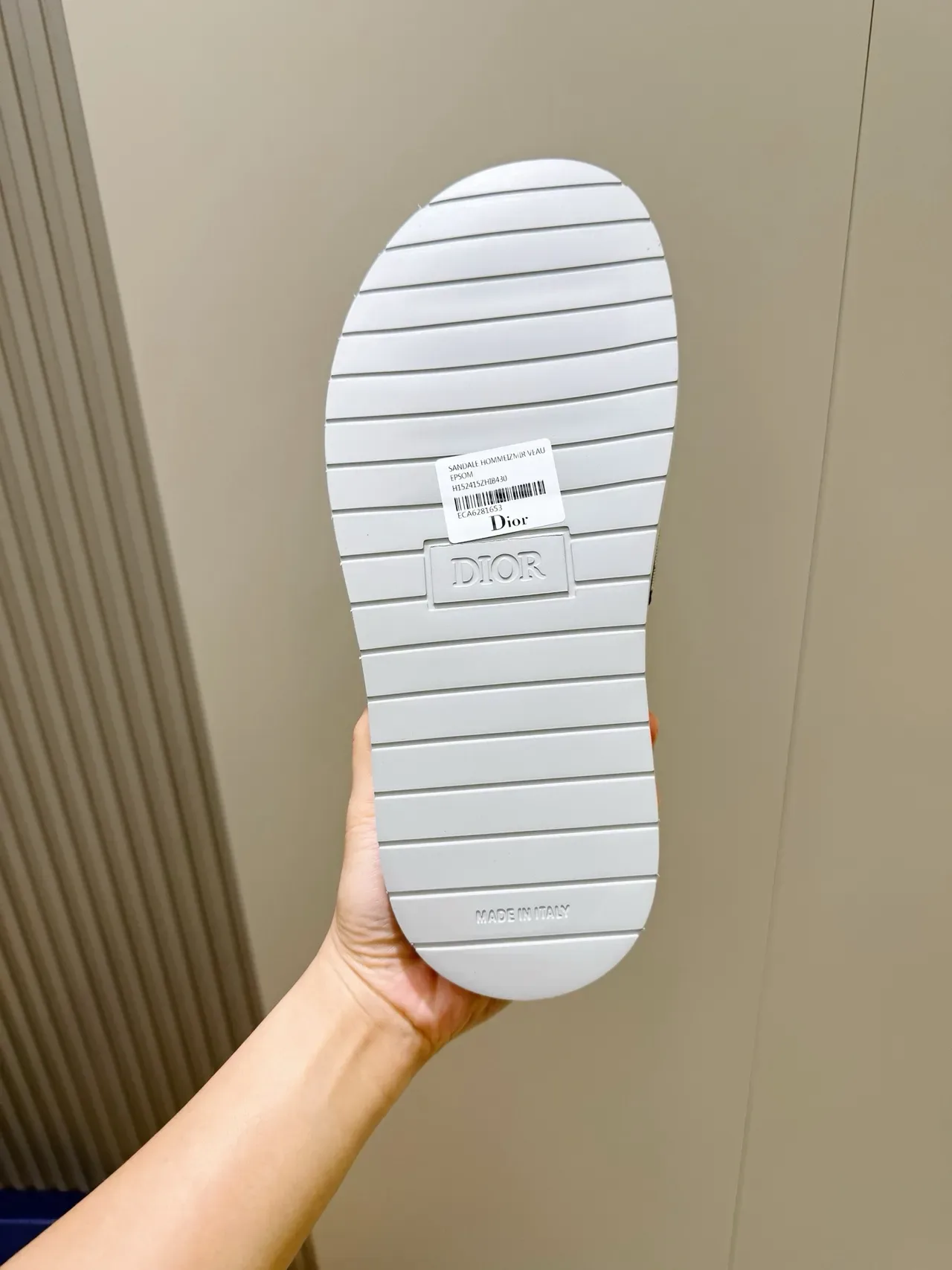 Dior Gris Noir Chaussons Monogrammés à Bride 2