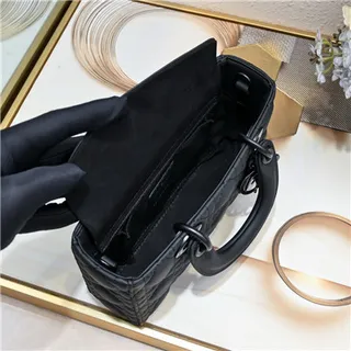 Dior Lady Sac à main en cuir noir matelassé cannage poignée supérieure enroulée 3