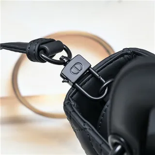 Dior Lady Sac à main en cuir noir matelassé cannage poignée supérieure enroulée 6