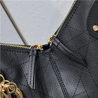 Dior Sac Hobo Navy Beige Monogramme Canvas Fermeture à Cordon 17