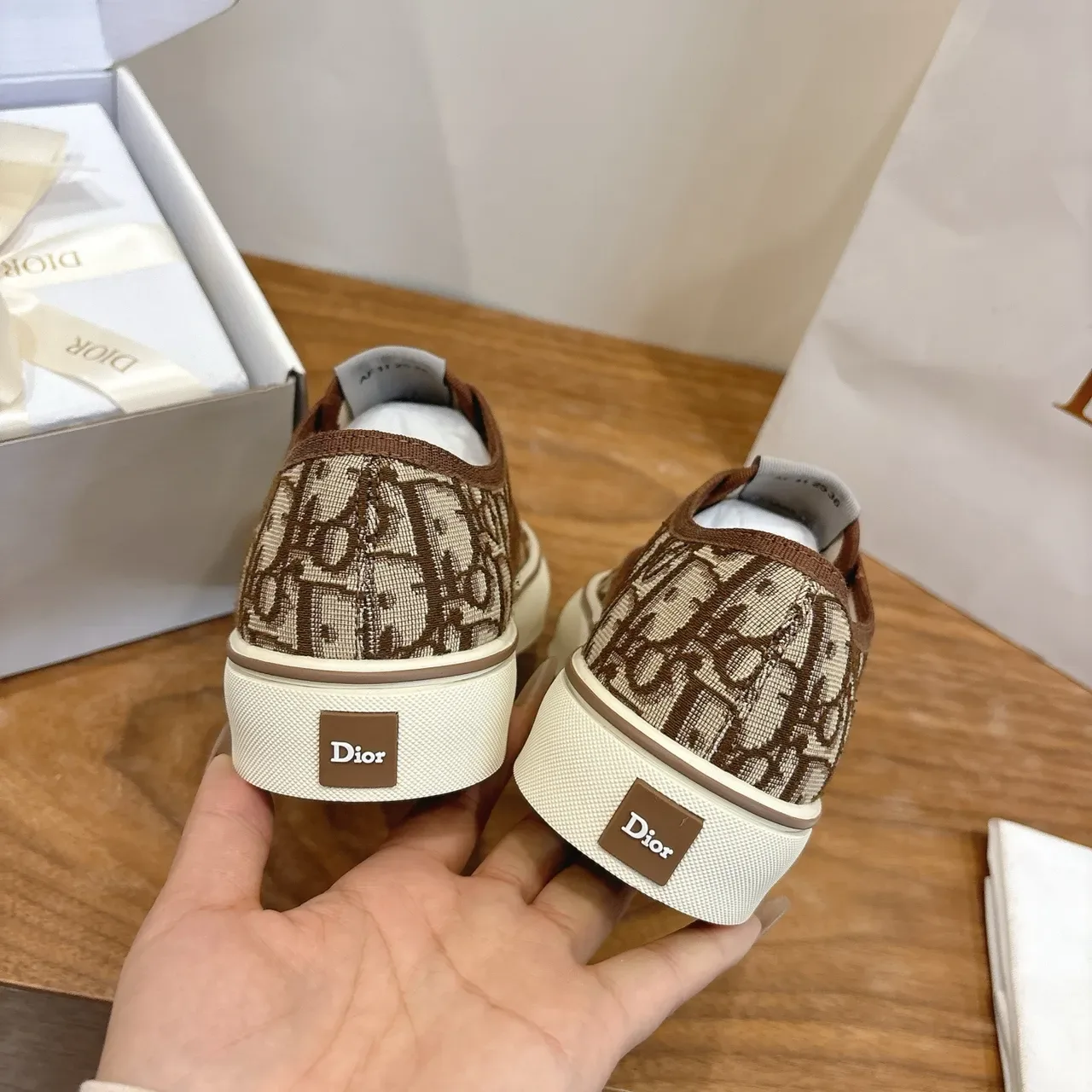 Dior Oblique Canvas 米棕 Monogram Low-Top Lace-Up Lifestyle 运动鞋 3
