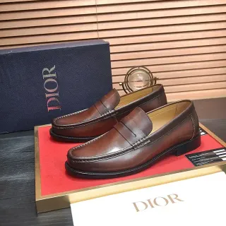 ديور Penny Loafer مكاسين جلد بني