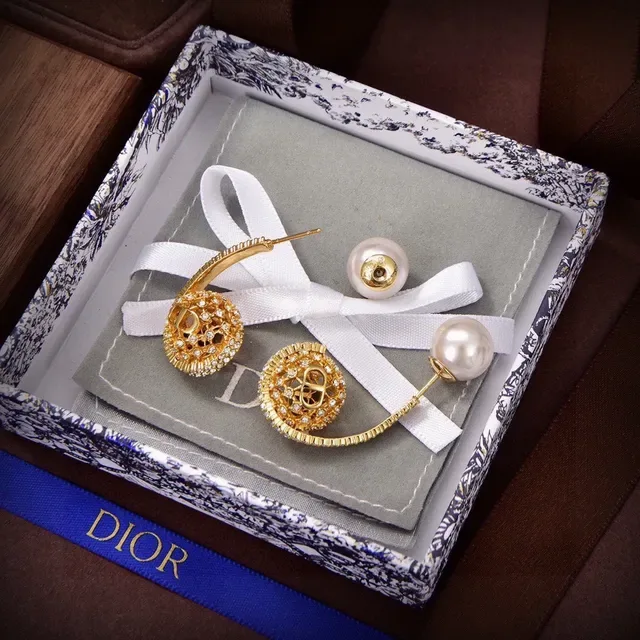 Dior Tribales Gold-Tone Pavé Crystal and Pearl Earrings 6