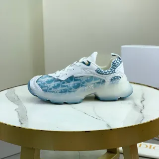 Dior Sneakers Chunky Semelle Bleue Midsole Transparente Blanche