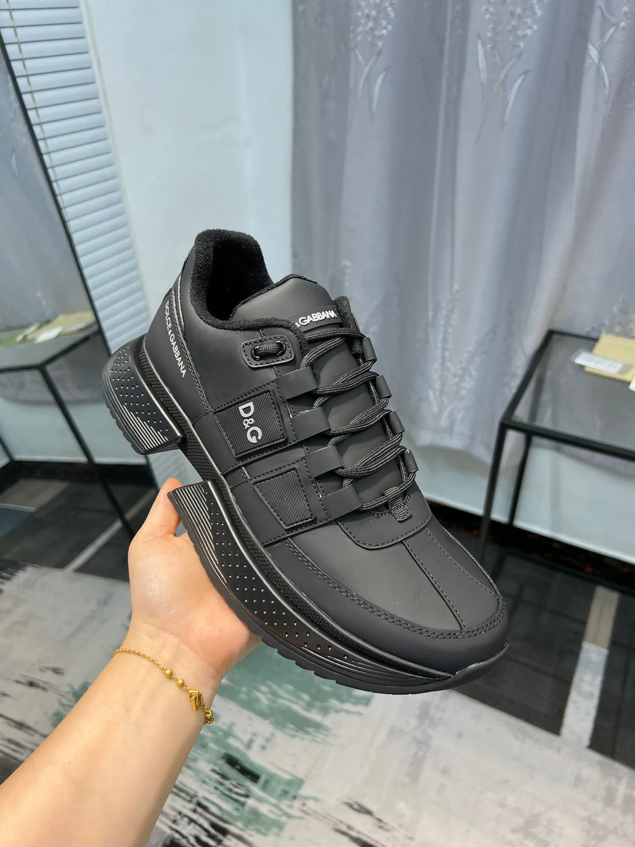 Dolce & Gabbana Sneakers Chunky Noir Vert Cuir Mat Tige Fermeture Double Bride 6