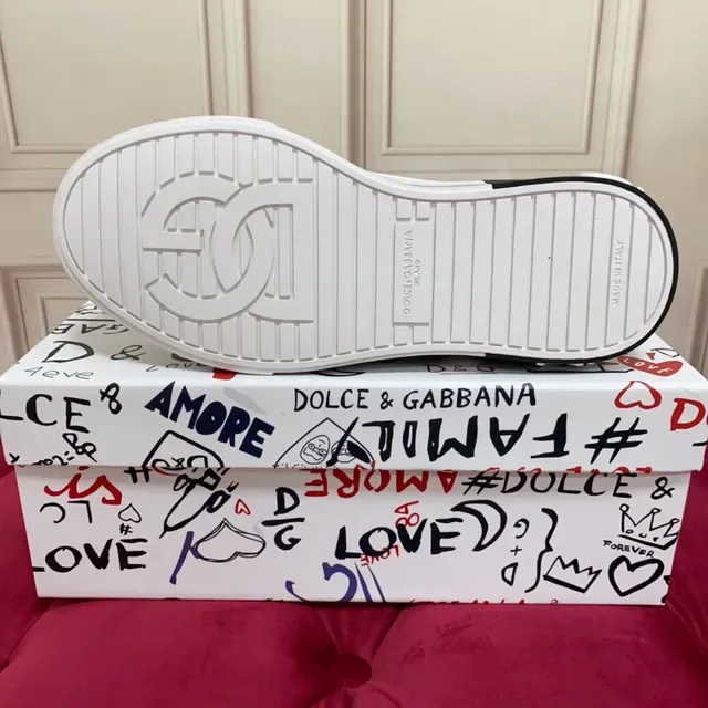 Dolce & Gabbana DG Logo Tênis Branco Preto Couro Superior Oversized Lifestyle Tênis 2