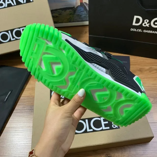 Dolce & Gabbana কালো সবুজ মাল্টি-প্যানেল মেশ ও সিন্থেটিক উপর জিপার-অ্যাকসেন্টেড সাইড প্যানেল স্নিকার 2