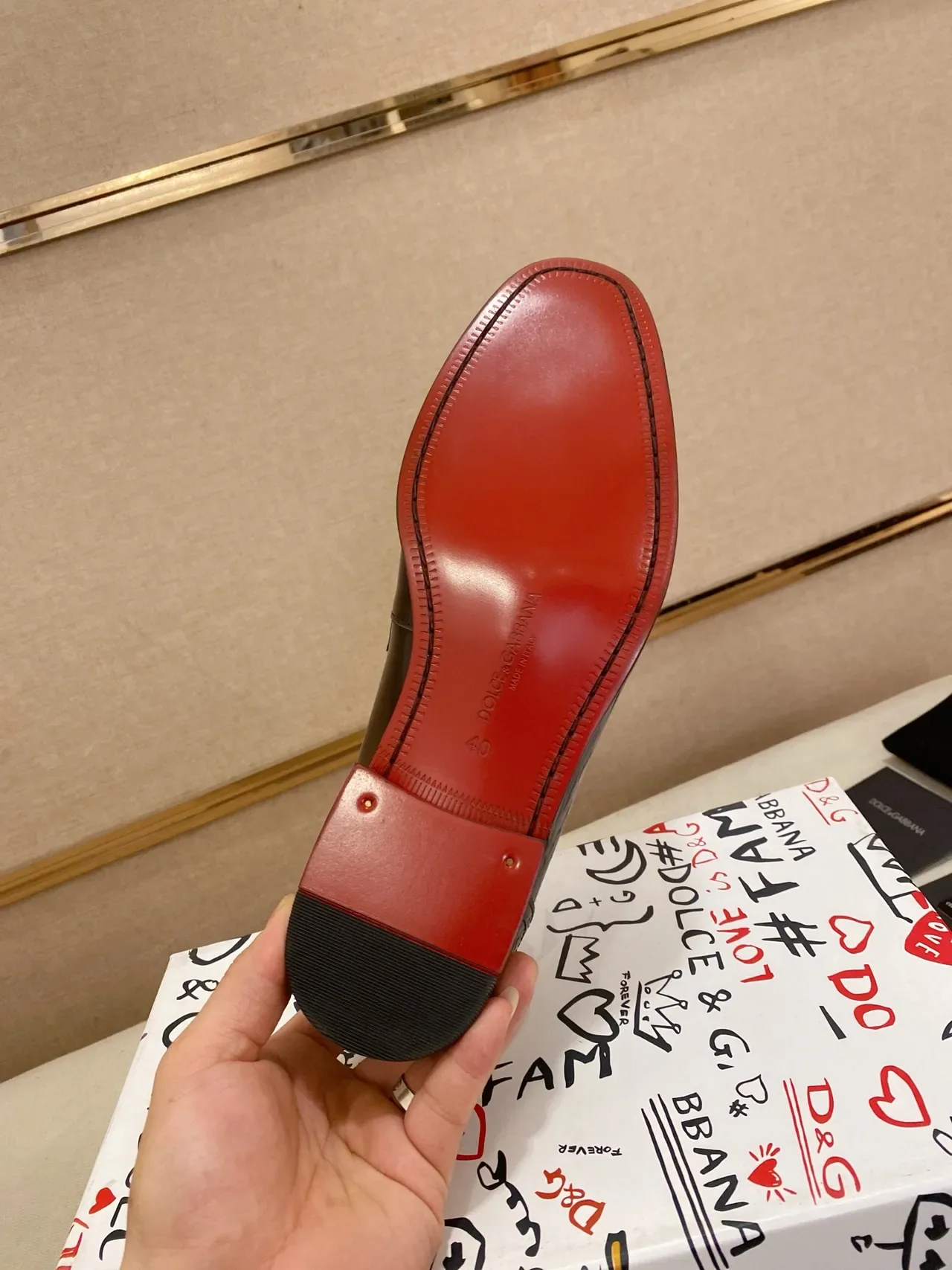 Dolce & Gabbana mocassin bicolore en cuir verni marron et beige 2