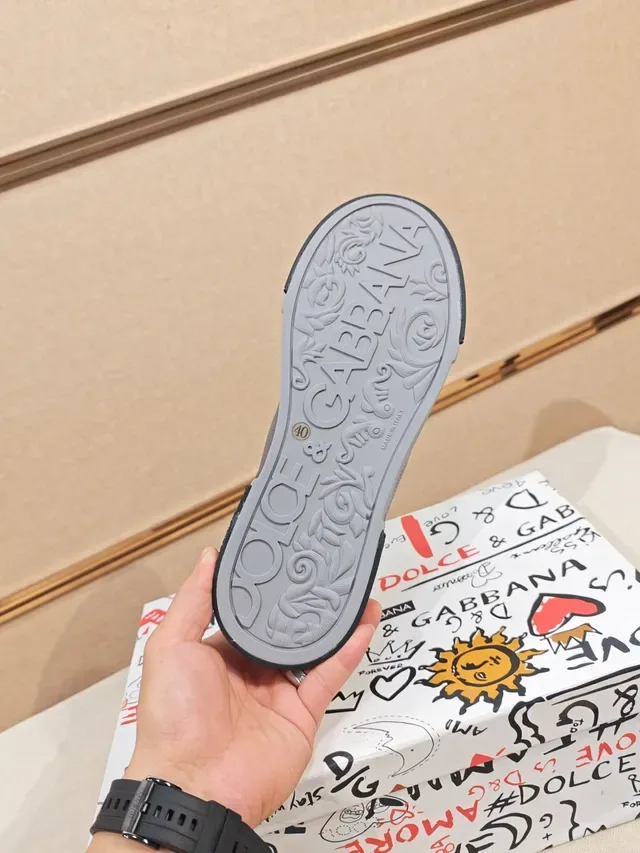 Dolce & Gabbana 灰色粒面皮革生活方式运动鞋 2