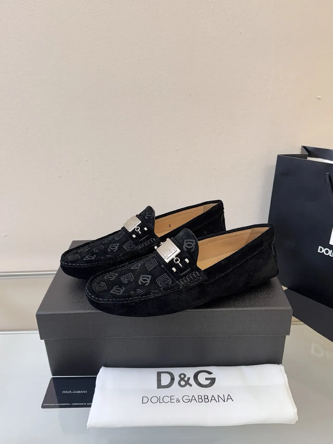 Dolce & Gabbana mocassin en daim monogrammé 2